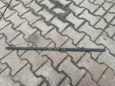 Скребок молдинг левый перед clio iii lift 5d фото №1