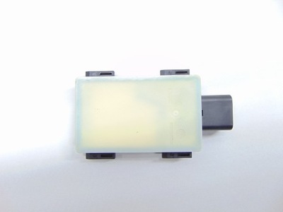 Датчик радар distronic правый задняя kia sorento iv 99150-p2100 фото №1