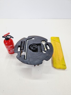 Fiat siena palio i вкладыш колеса запасного домкрат фото №1