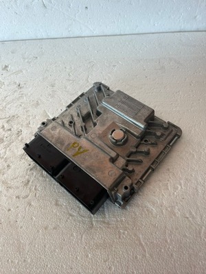 Audi бортовой компьютер двигателя 06l907425b фото №1