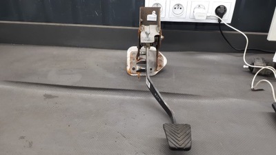 Педаль гальма hyundai tucson jm 08r фото №1