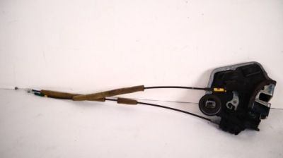 Toyota land cruiser 200 замок дверь правый задняя фото №1