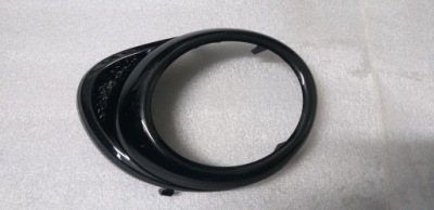 Opel adam правая решётка противотуманной фары gm 13355284 фото №1