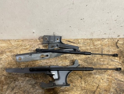 Volvo xc60 ii 2017+ петля капот правый левый комплект петли 31424537 фото №1