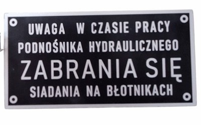 URSUS C-325, C-328, C-330 tablica informacyjna - ZABRANIA SIĘ