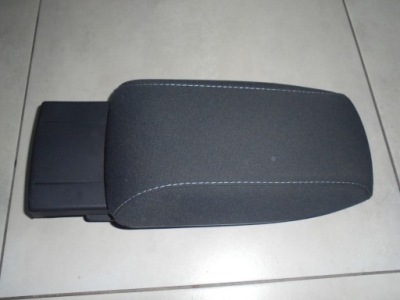 Підлокітник toyota auris lift 2017r mode 2013-18r фото №1