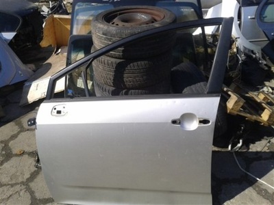 Двері ліва передні toyota corolla verso ii фото №1