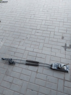 Volkswagen оригінальний номер 6q0711061e домкрат перемикання передач фото №1