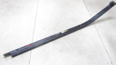 Trafic vivaro iii направляющая направляющая правая 14- фото №1