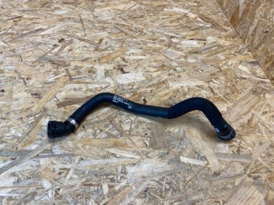 Патрубок труба шланг води mercedes w177 w247 w118 a1775016002 фото №1