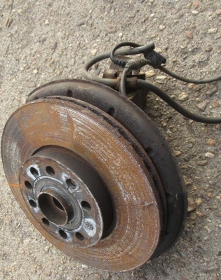 Audi a3 8p 2.0 tdi поворотный кулак левый перед фото №1