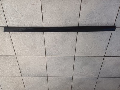 Молдинг двері volvo s40 v50 правий перед lift нижня фото №1