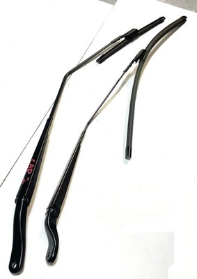 RENAULT CAPTUR II WIPER BLADES FRONT ARMS BLADE  