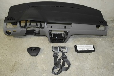 Skoda rapid панель приладів консоль панель приладів pulpit подушка безпеки ремені полиця pas фото №1