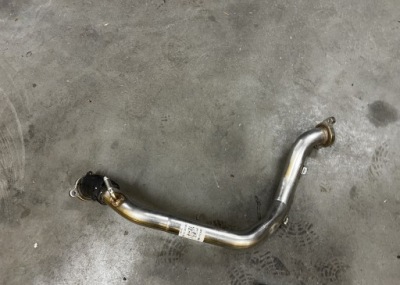 Трубка шланг выхлопных газов egr volkswagen golf viii фото №1