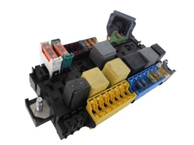 Mercedes gla x156 156 коробка корпус предохранитель фото №1