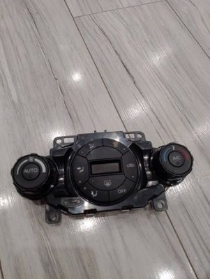 Панель керування обдув fiesta mk7 8a6t18c612 фото №1