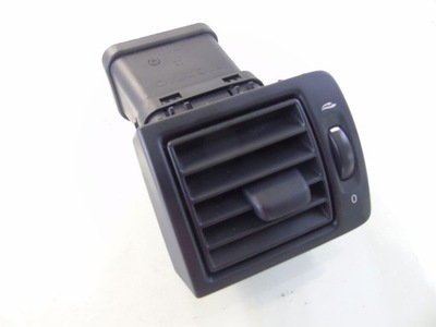 Решітка обдув ліва volvo v50 s40 ii 30715098 фото №1