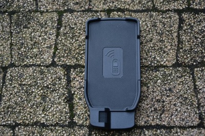 Адаптер кронштейн зарядний пристрій телефону audi 4g0051435c фото №1