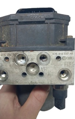 Насос abs vw phaeton 3d0614517ak фото №1
