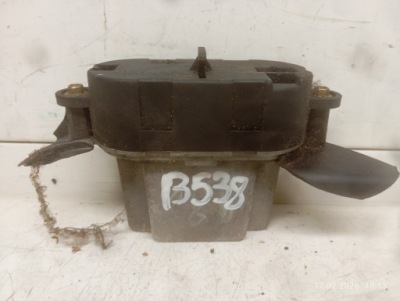 Резистор резистор вентилятор alfa romeo 147 1.6 ts 52466964-12v фото №1