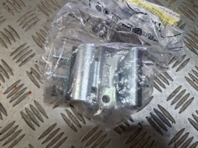 Петли крышки vw id.4 2020- nowe оригинальные фото №1