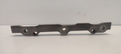 Mercedes gle53 a167 кронштейн вихлоп ліва a2561410042 фото №1