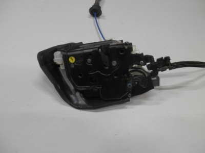 Audi оригінальний номер 4h0839015c замок двері задніх l фото №1