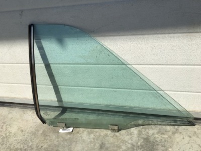 Стекло боковое  левая задняя задняя mercedes w124 купе ce c124 фото №1
