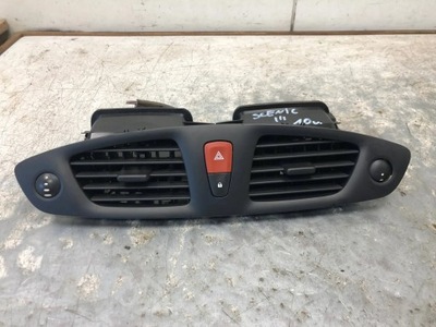 Ґрати обдув середній renault scenic iii 682600031r фото №1