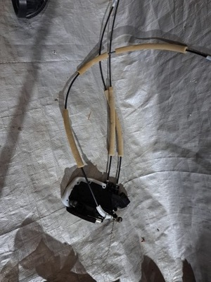 Замок дверь передних правых nissan leaf ii фото №1