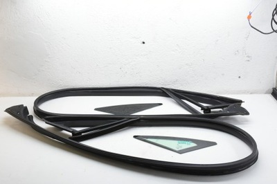 Mercedes w207 стекло кузовная левая задняя + прокладка фото №1