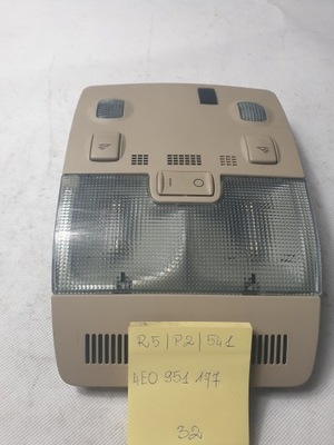 Audi a4 b7 лампа потолочный кабины 8e0951177 фото №1