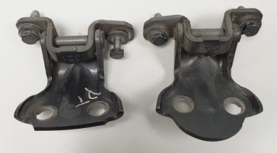 Петли дверь правый задняя volvo v40 i пара фото №1