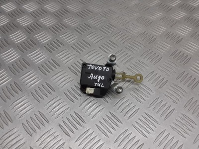 Привід кришка заливної toyota aygo фото №1