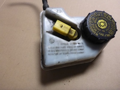 Бачок жидкость тормозной rapid nh 12- фото №1