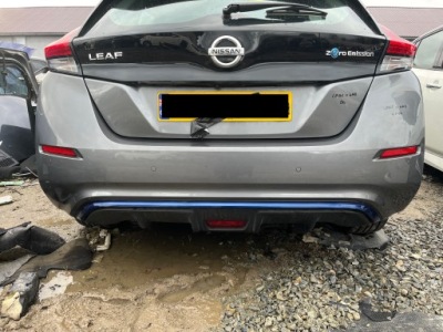 Бампер задняя nissan leaf ze1 ii 2 цвет kad 4 pdc фото №1