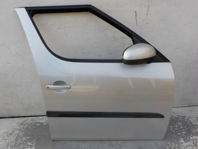 996 skoda fabia ii roomster дверь правое перед фото №1