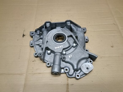 Land rover 306dt насос оливи 9x2q-6600-ab фото №1