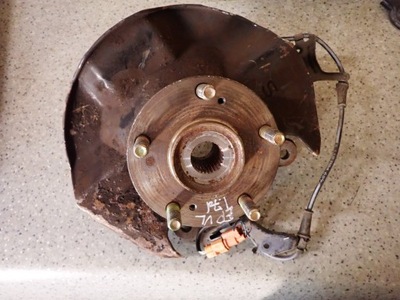 Honda civic vii 01- поворотный кулак передняя левая фото №1