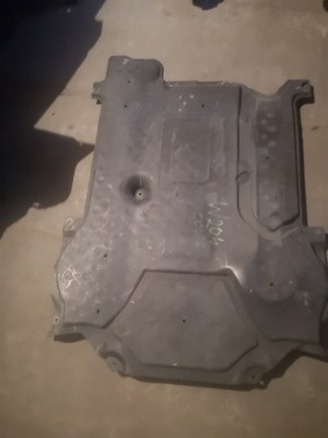 Защита подвеска a2045203323 mercedes w204 lift фото №1