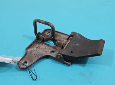 Ручка капот skoda octavia iii 5e0823186 фото №1