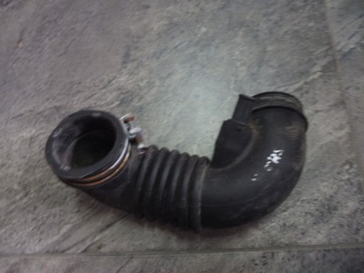 Труба фильтра воздуха воздухозаборник toyota yaris verso фото №1