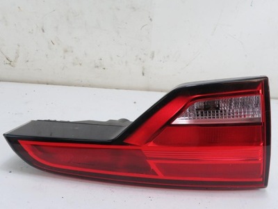 ŽIBINTAS KAIRĖ GALINĖ DANGTIS AUDI A4 B9 SEDAN 8W9945075 