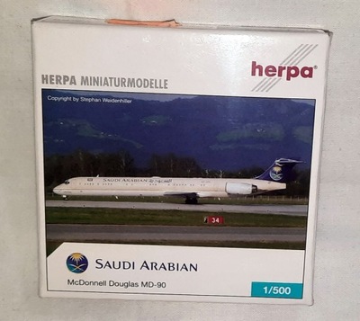 McDonnell Douglas MD - 90 HERPA 1; 500