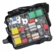 Коробка предохранителей peugeot 2008 hdi фото №1