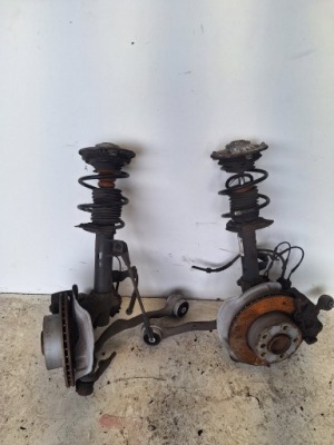 Bmw i f20 11-15 macpherson поворотний кулак ліва дизель фото №1