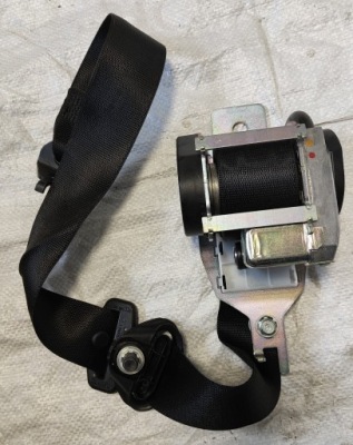 Mercedes w166 pas безпеки rh a1668603285 фото №1