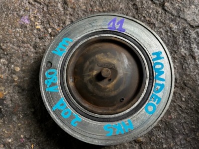 11 citroen ford шків колінчастого вала 9684789580 фото №1