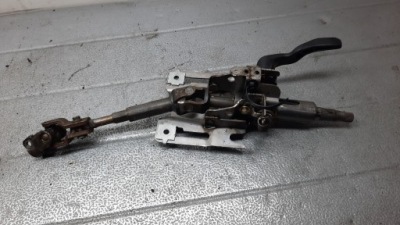 Колонка рулевая honda stream 1.7b 01r фото №1